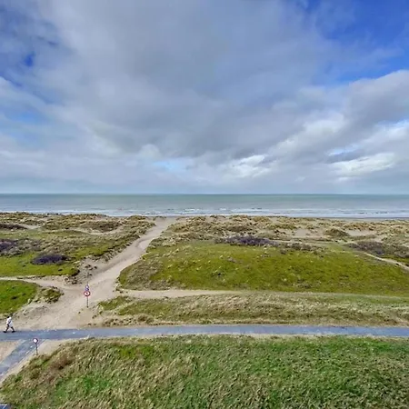 In With Sea View, Cleaning Included Apartment
